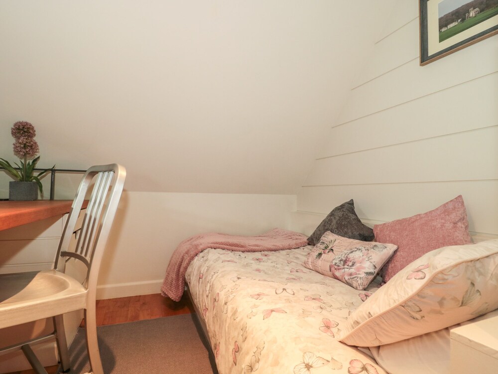 Pips Hideaway — Blandford Forum — photo 2