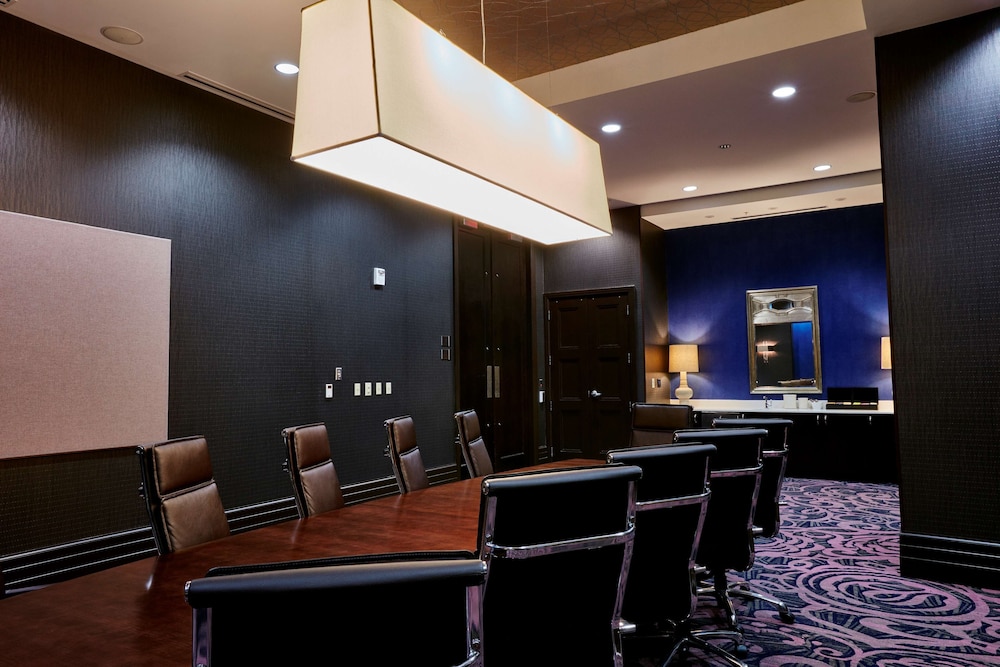 Embassy Suites Louisville Downtown - photo 72
