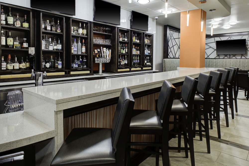Holiday Inn Windsor Wine Country by IHG - photo 19