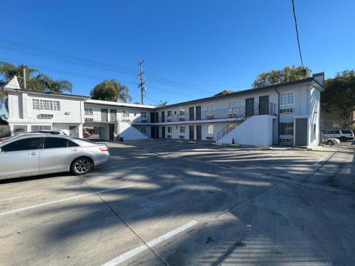 Pine Tree Inn - last minute hotel in Los Angeles