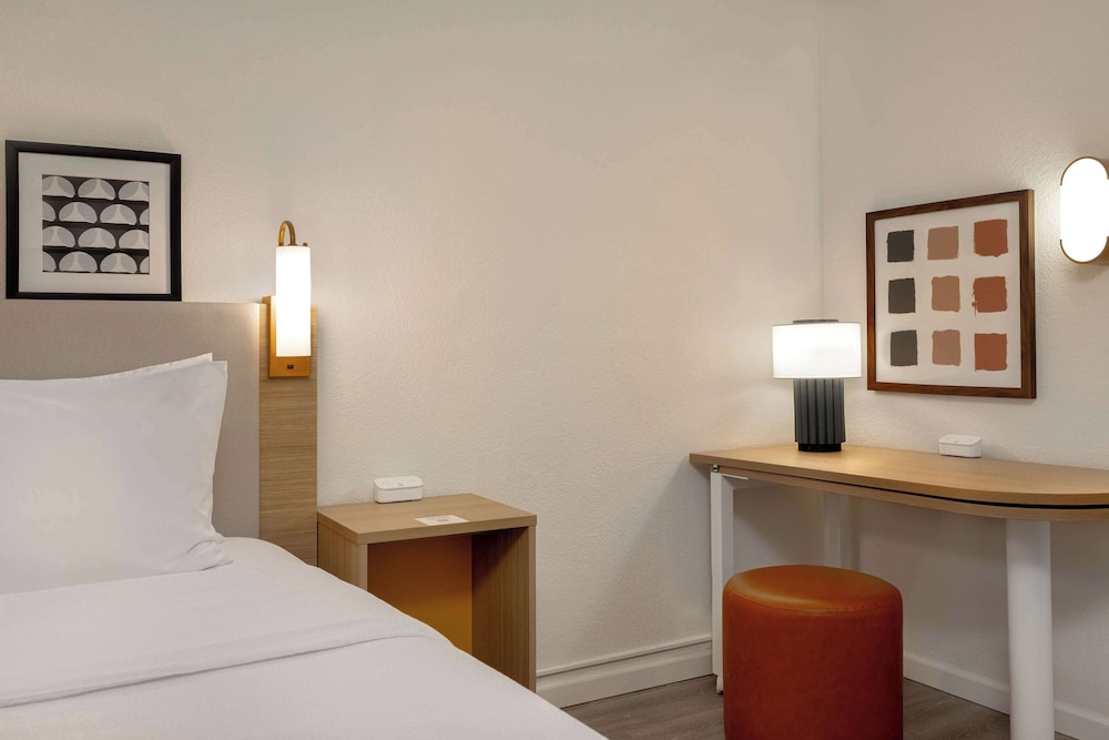 Spark By Hilton Rock Springs - photo 20