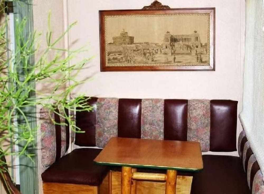 Historic Smith Hotel B&B - photo 28