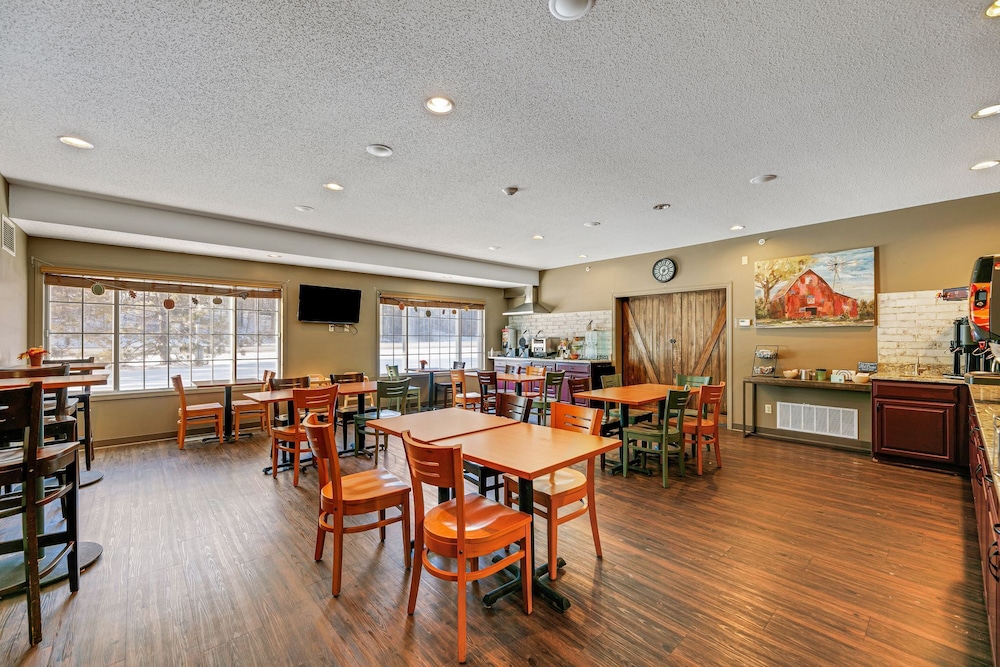 Country Inn Walker - photo 22