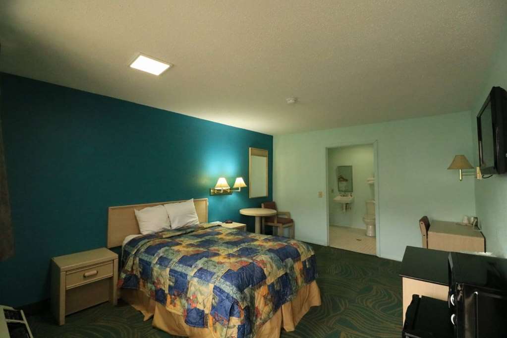Travelodge by Wyndham Parkersburg - photo 12
