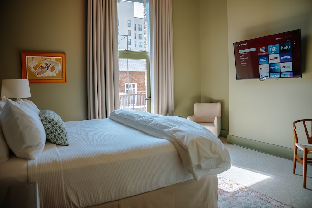 The Woodward Hotel - photo 30