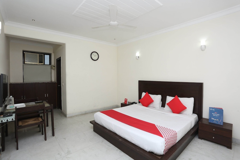 OYO 15822 Ryan Residency - last minute hotel in Gurgaon