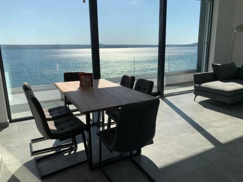Palms & Beach Maslenica — 4-Star Luxury Hotel in Jesenice, Croatia