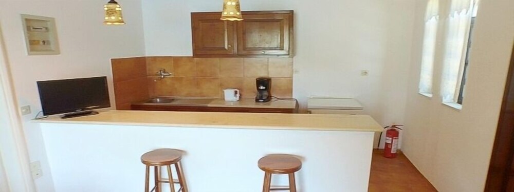 Prapas Apartments — Kythira — photo 2