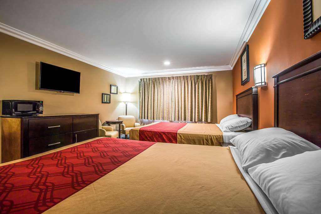 Baymont by Wyndham Ontario - photo 11