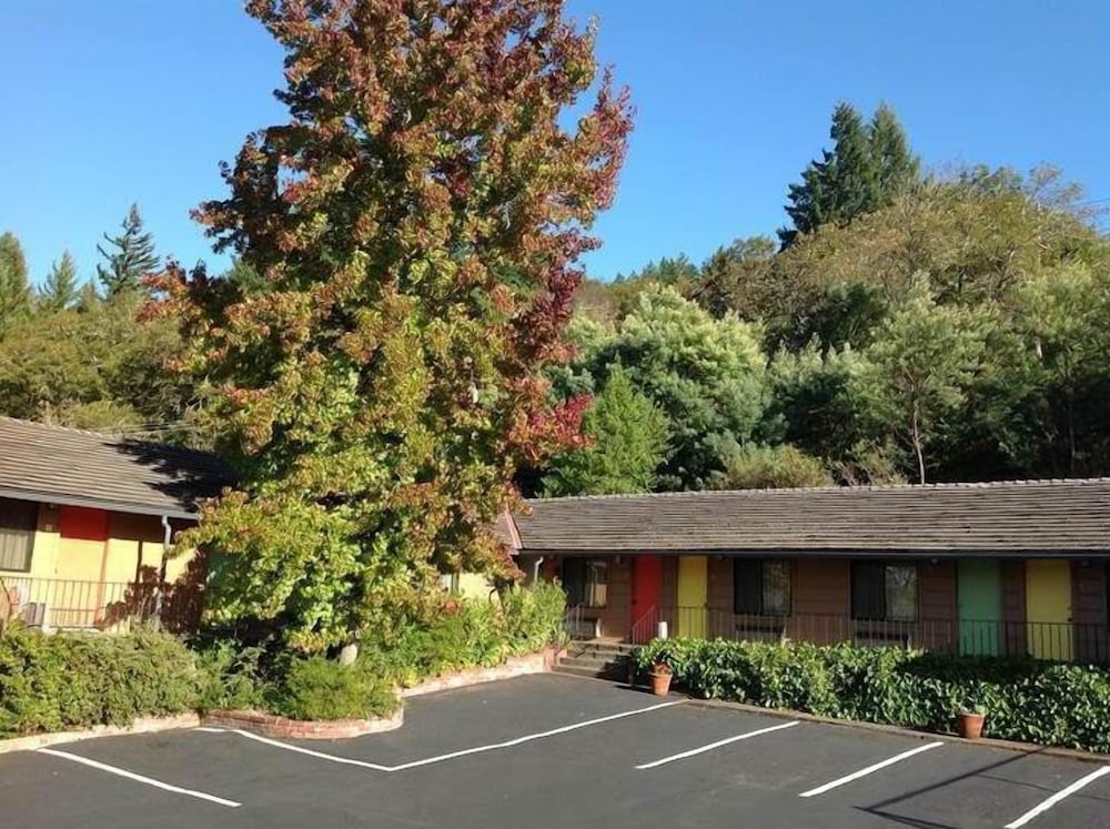 Humboldt Redwoods Inn in Fort Bragg, United States