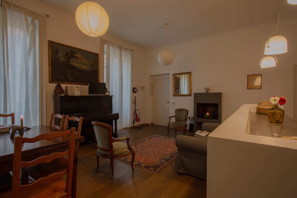 Italianway Vincenzo Monti — 4-Star Luxury Hotel in Milan, Italy