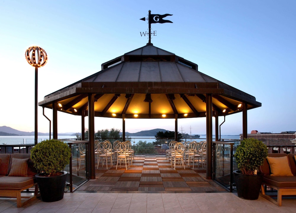 Fairmont Heritage Place Ghirardelli Square - photo 40