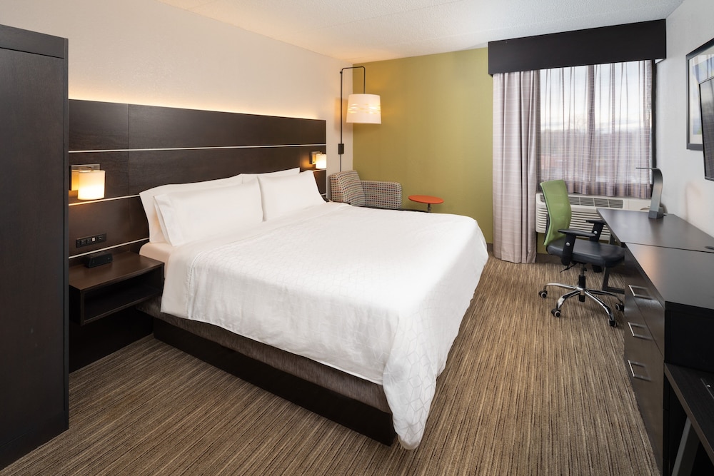 Holiday Inn Express Rochester Greece by IHG - photo 13