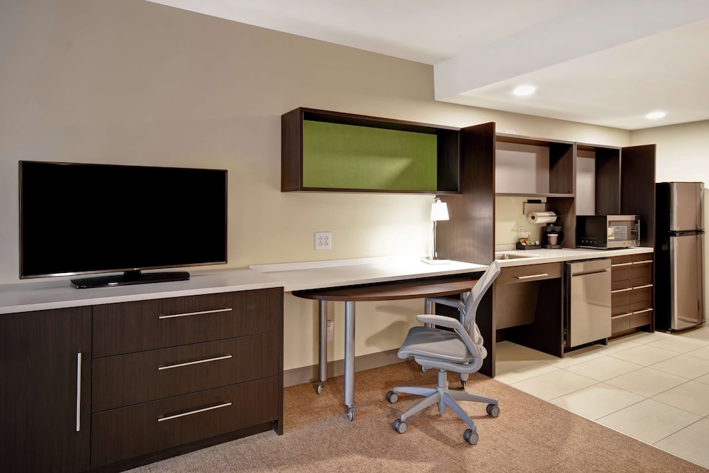 Home2 Suites by Hilton Lagrange - photo 18