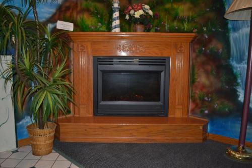 Relax Inn Motel & Suites - photo 4