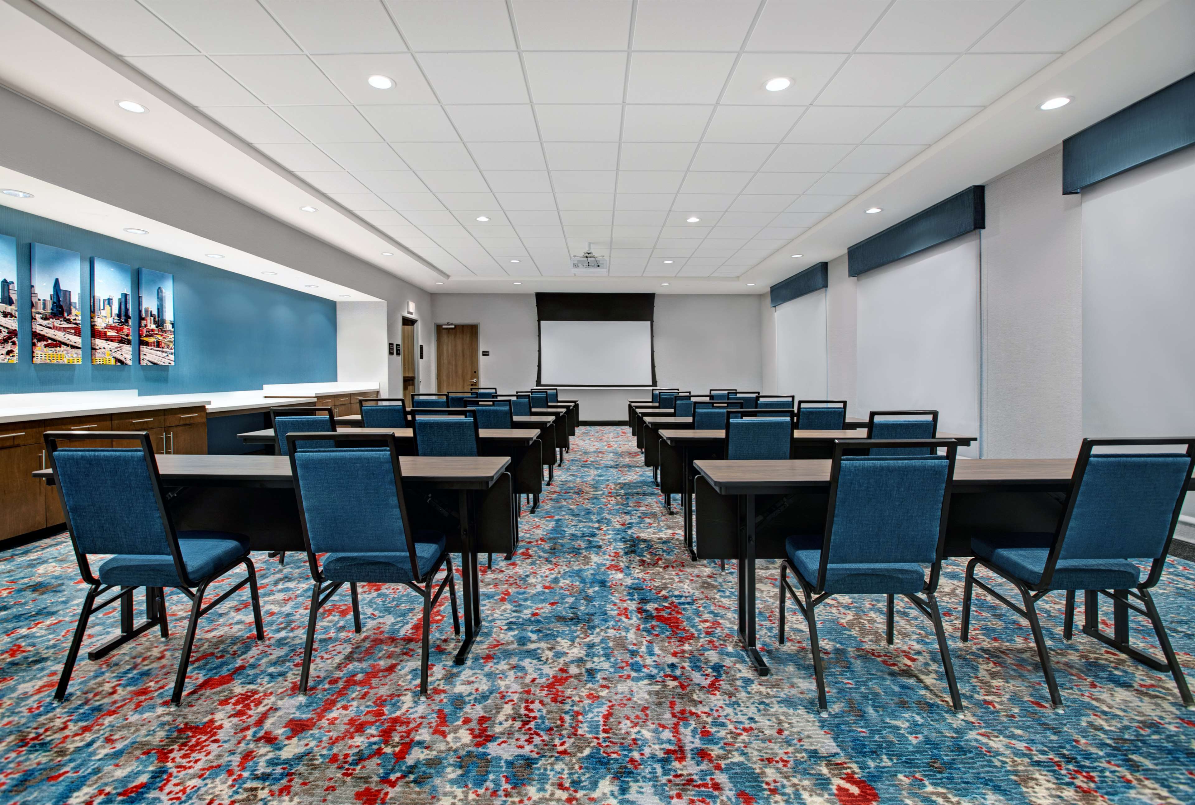 Hampton Inn & Suites Farmers Branch Dallas - photo 24