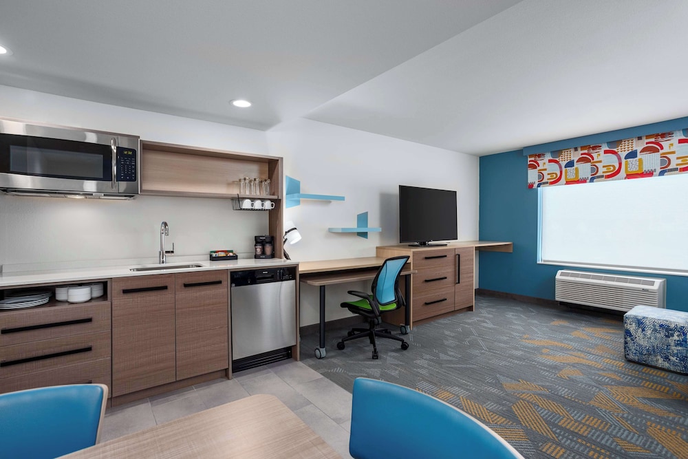Home2 Suites by Hilton Indianapolis North at Intech Park - photo 12