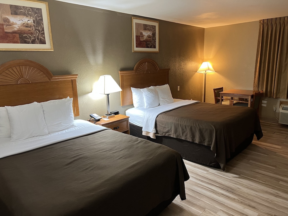 Americas Best Value Inn Pharr - photo 12
