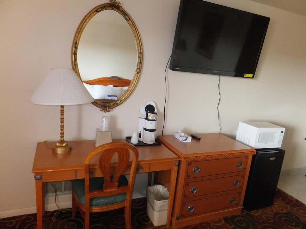 Americas Best Value Inn Santa Rosa NM - photo 8