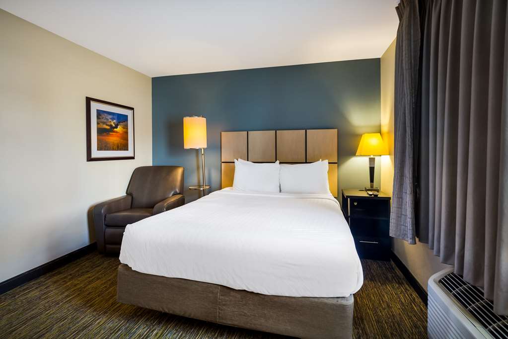 Sonesta Simply Suites St Louis Earth City - photo 24