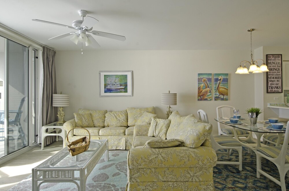 Island Princess Beach Resort by Panhandle Getaways - photo 10