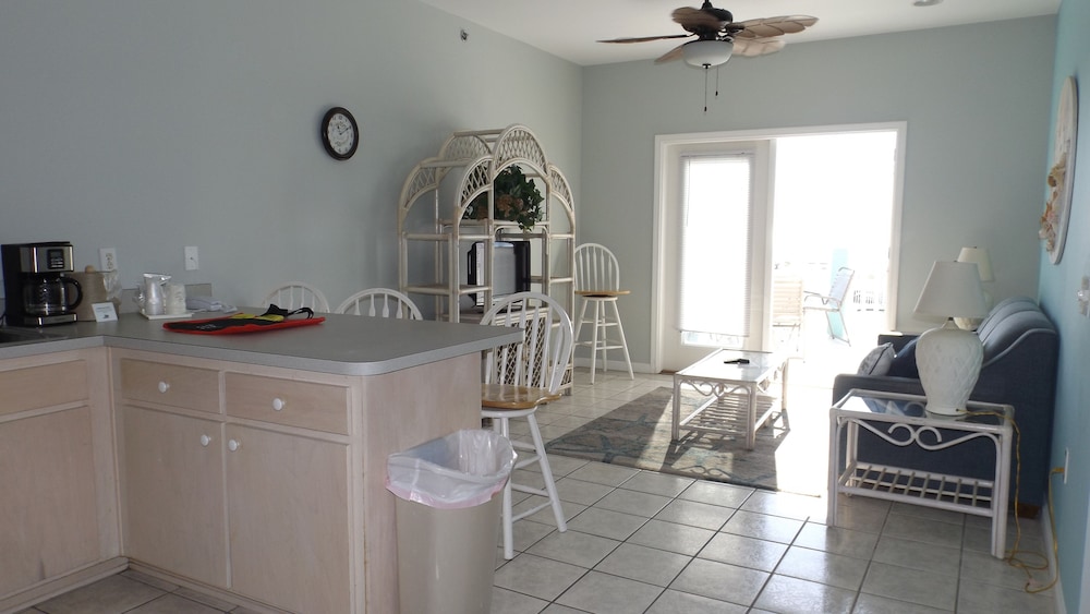 Buccaneer Inn - photo 48