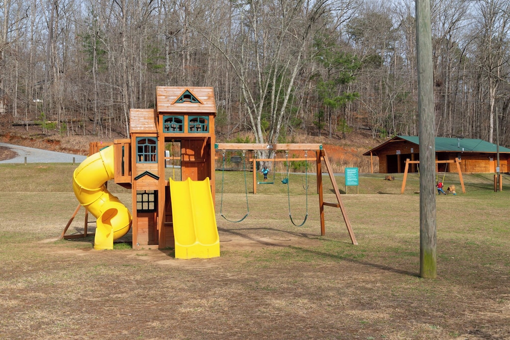 Four Bear Hideaway Coosawattee River Resort - photo 48