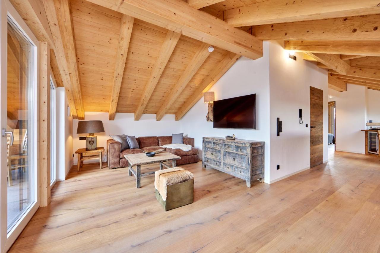 Chalet Sunshine — 4-Star Luxury Hotel in Garmisch-Partenkirchen, Germany