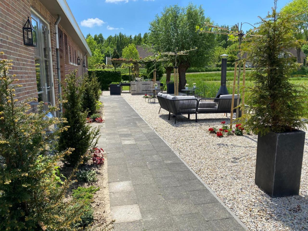 Schuringse Klasse - carbon neutral hotel in Numansdorp