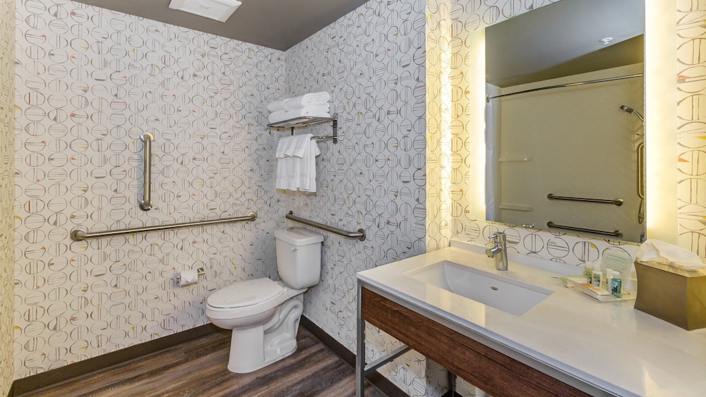 Holiday Inn & Suites Bellingham by IHG - photo 59