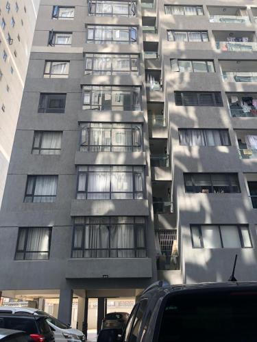 StarLuxe Condo