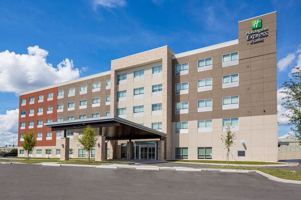 Holiday Inn Express & Suites Sanford Lake Mary by IHG - photo 2