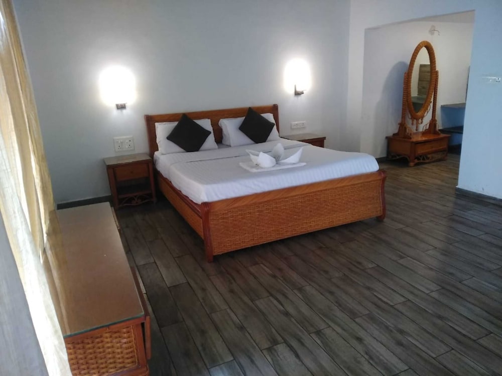 Vraksh by Aranyak in Seoni, India