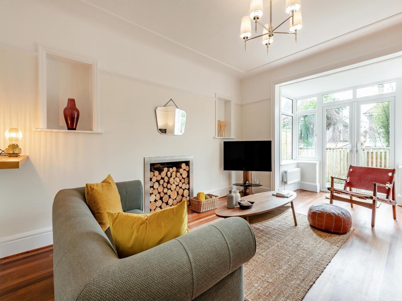 Number 3 in Bournemouth, United Kingdom