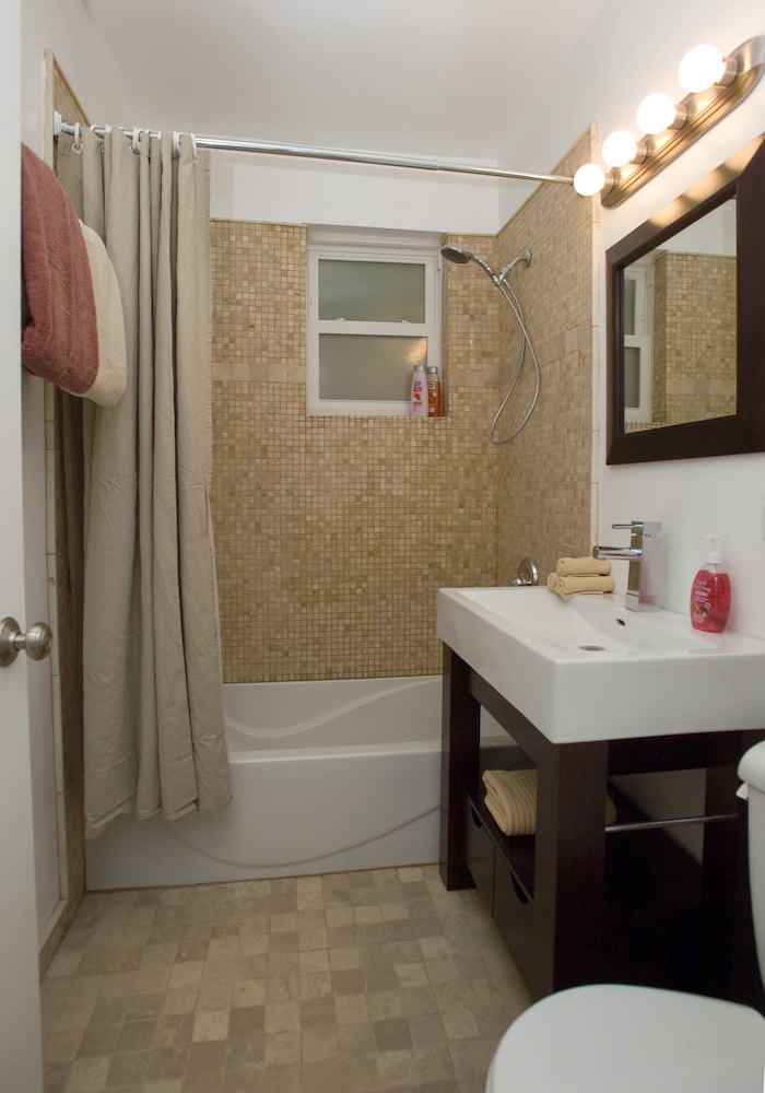Ray's Bucktown B&B - photo 35