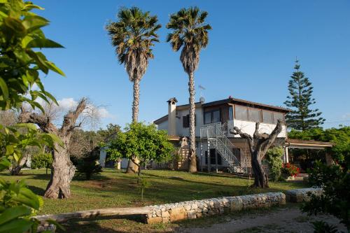 Villa del Ruach — 4-Star Luxury Hotel in Merine, Italy