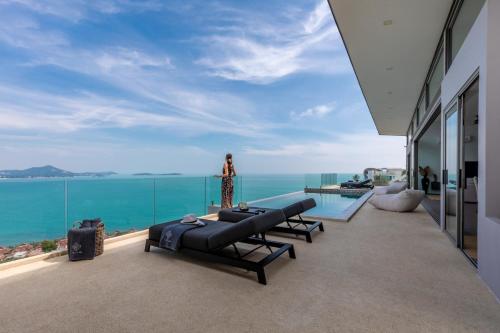 Villa Anushka Luxury Sea View Pool Villa with Staff and Breakfast — 5-Star Luxury Hotel in Koh Samui, Thailand
