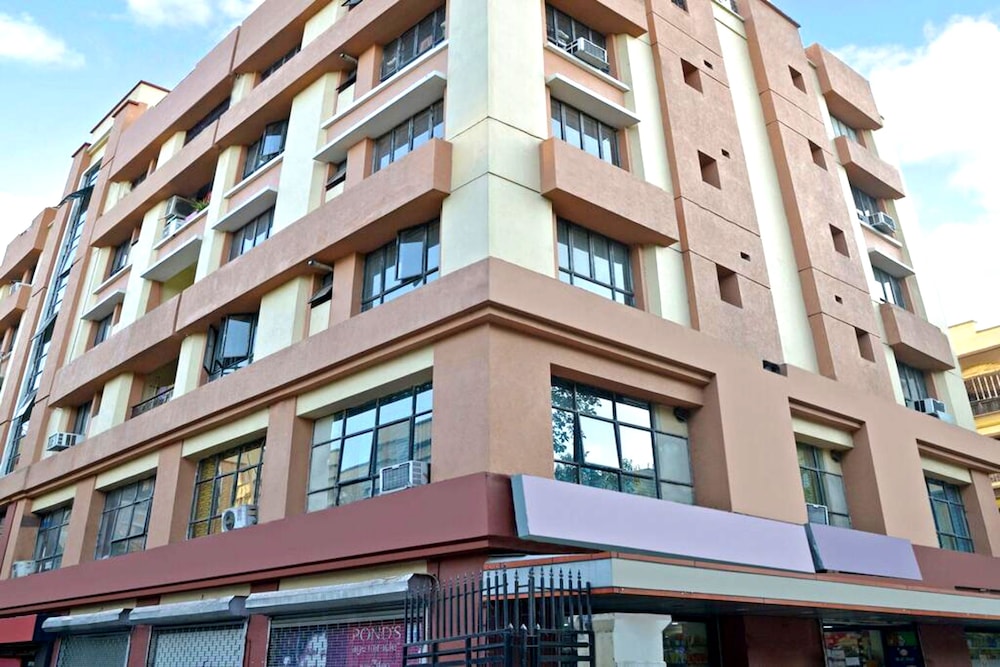 Goroomgo Space Town Kolkata - last minute hotel in Kolkata