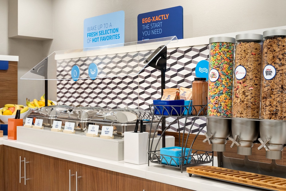 Holiday Inn Express Bowling Green by IHG - photo 25