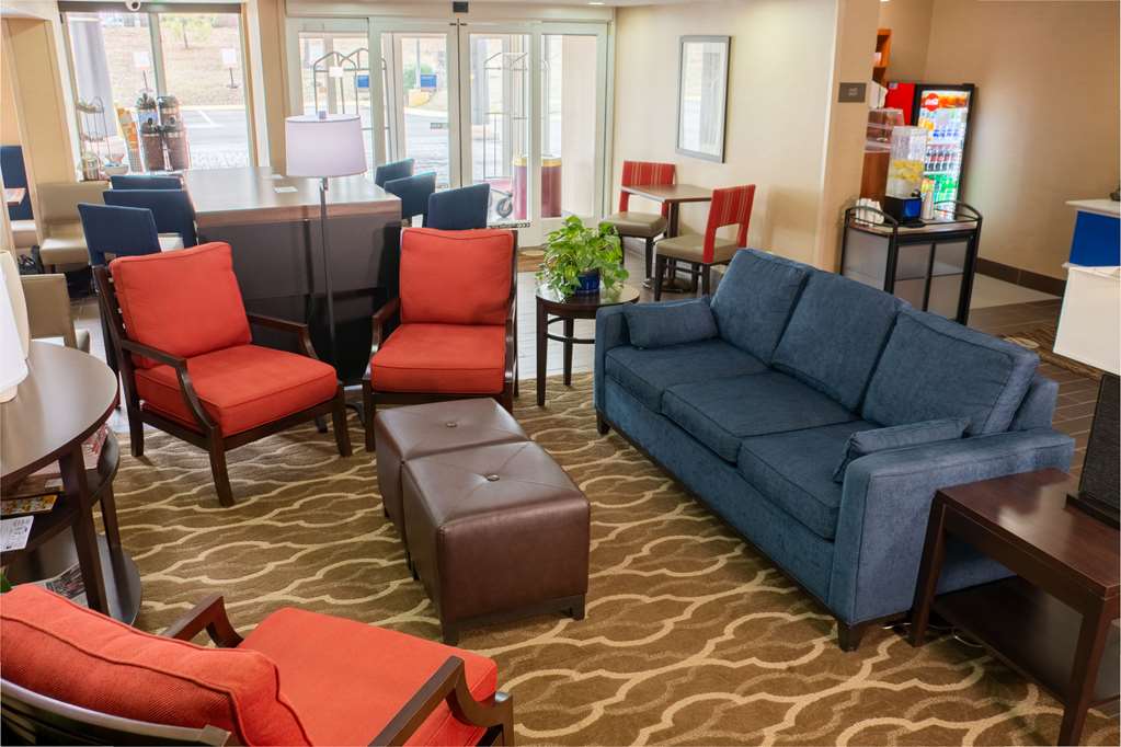 Comfort Inn Dickson - photo 6