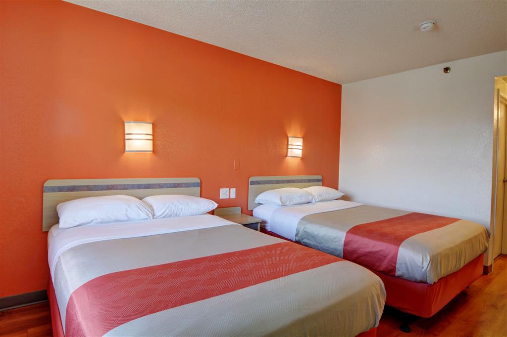Motel 6 Wethersfield CT Hartford - photo 21