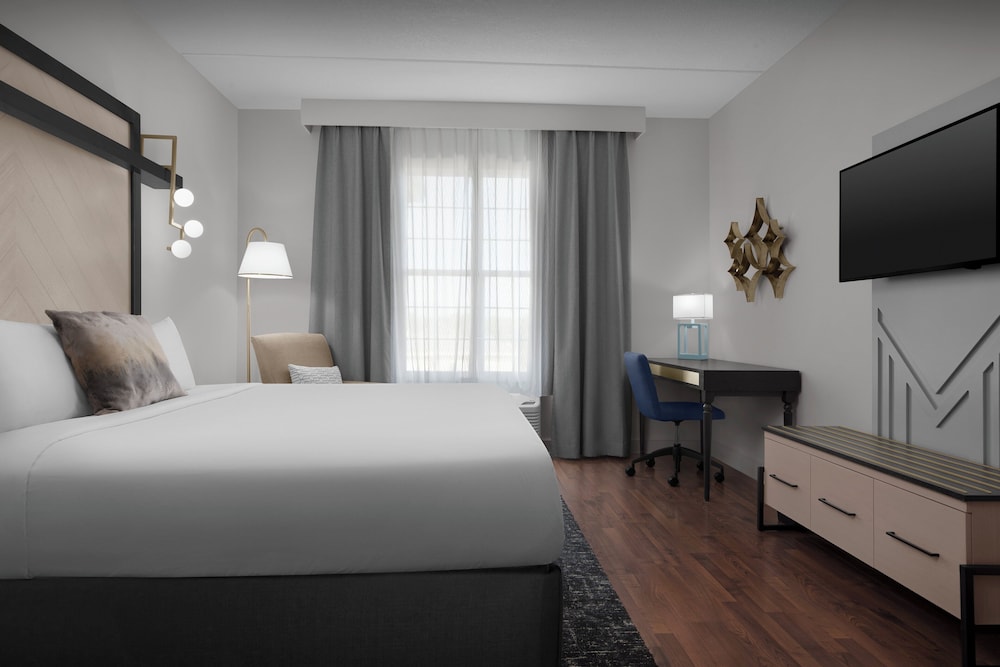 Hotel Indigo Jacksonville Deerwood Park by IHG - photo 8
