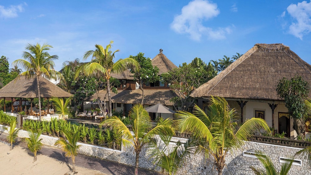 Villa Cemara — 5-Star Luxury Hotel in Bali, Indonesia