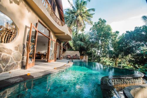 Villa Nautilus Treehouse — 4-Star Luxury Hotel in Ubud, Indonesia