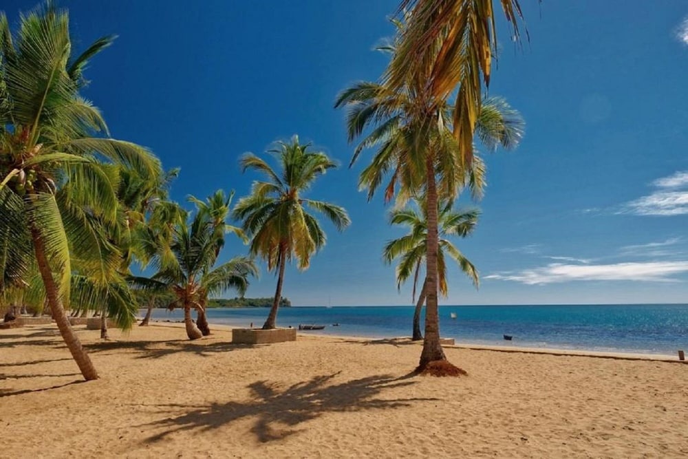 Orangea Beach Resort — hotel in Antsiranana