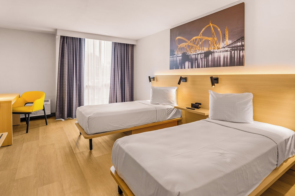 B&B Hotel Orlando International Drive Near Universal Newly Renovated - photo 3