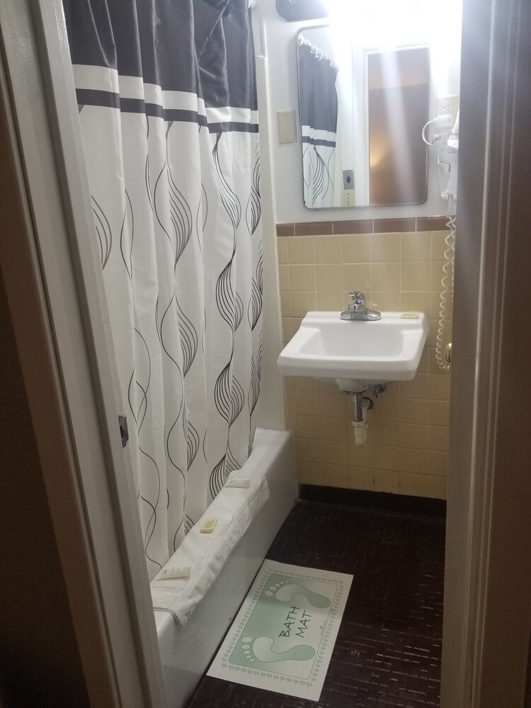 Fiesta City Motel - photo 69