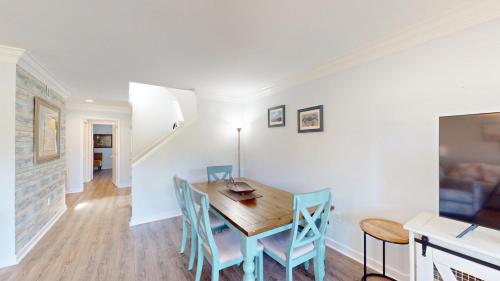 946 Inverness Village - photo 5