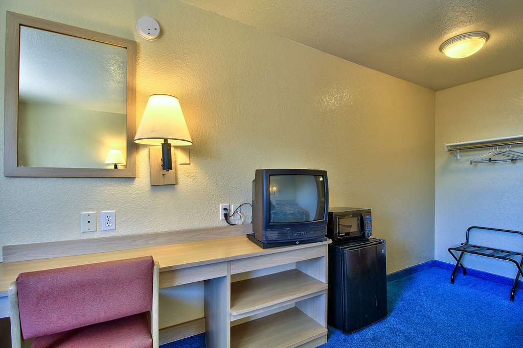 Motel6 Nogales AZ Mariposa Road - photo 23