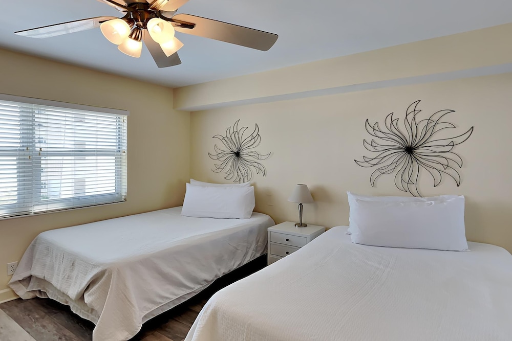 Regency Towers by Southern Vacation Rentals - photo 47